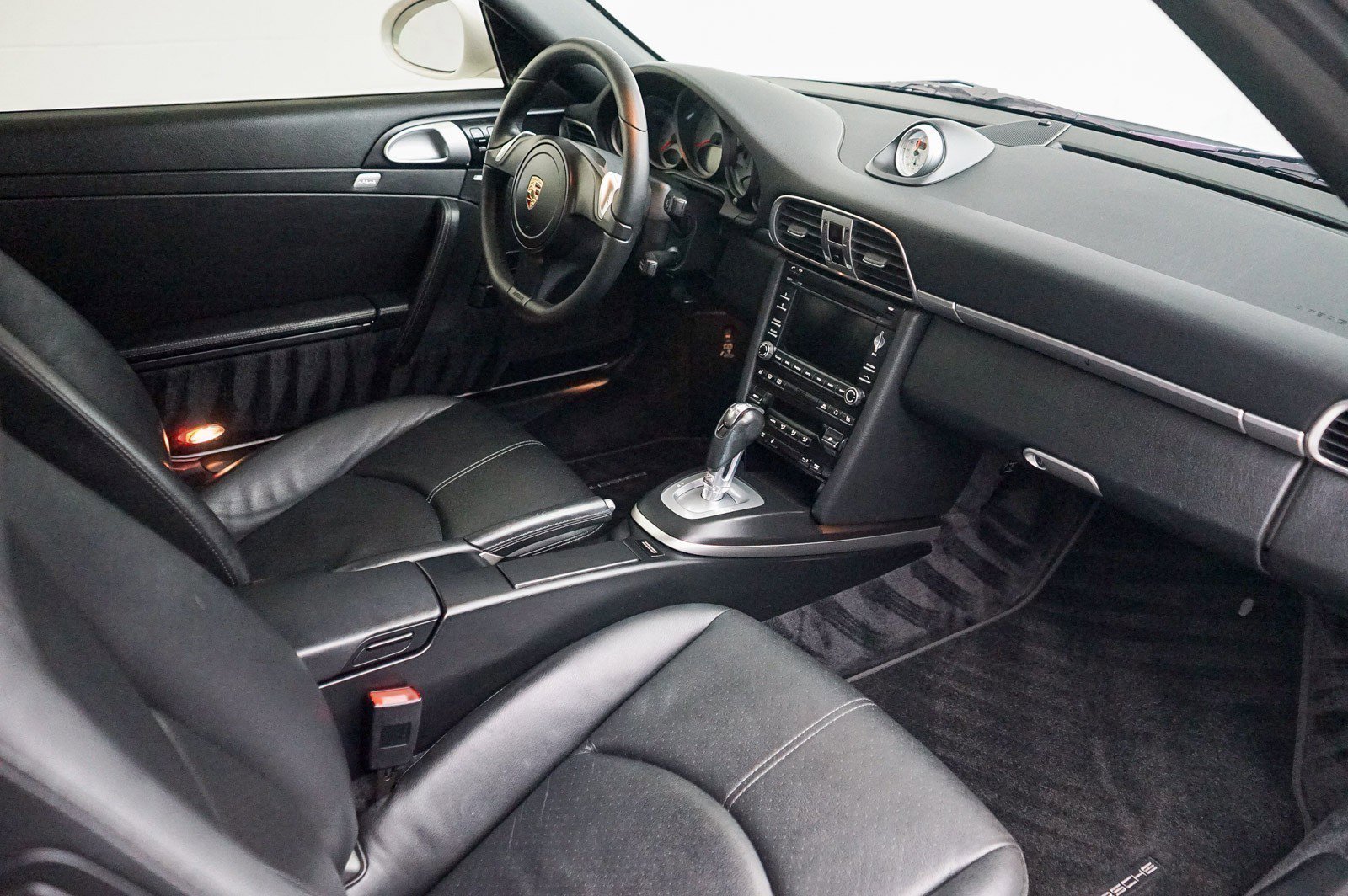 Used 2009 Porsche 911 Carrera S image 21