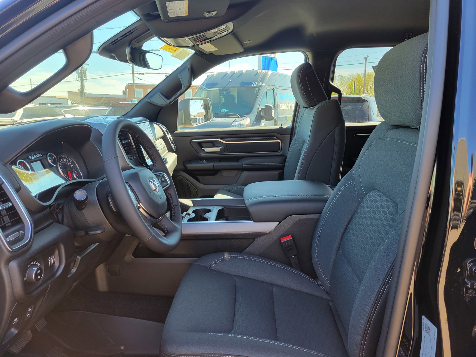 New 2025 RAM 1500 Big Horn AWD/4WD image 14