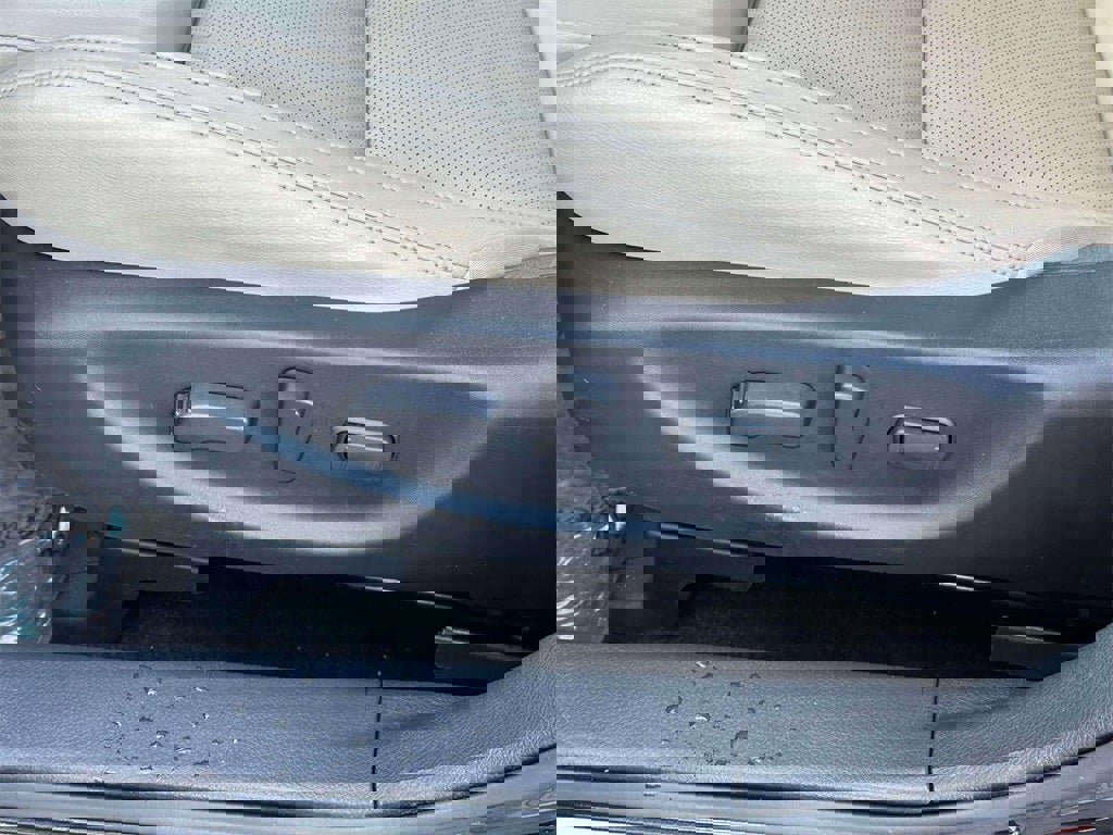 Certified 2017 Nissan Maxima 3.5 SL image 19