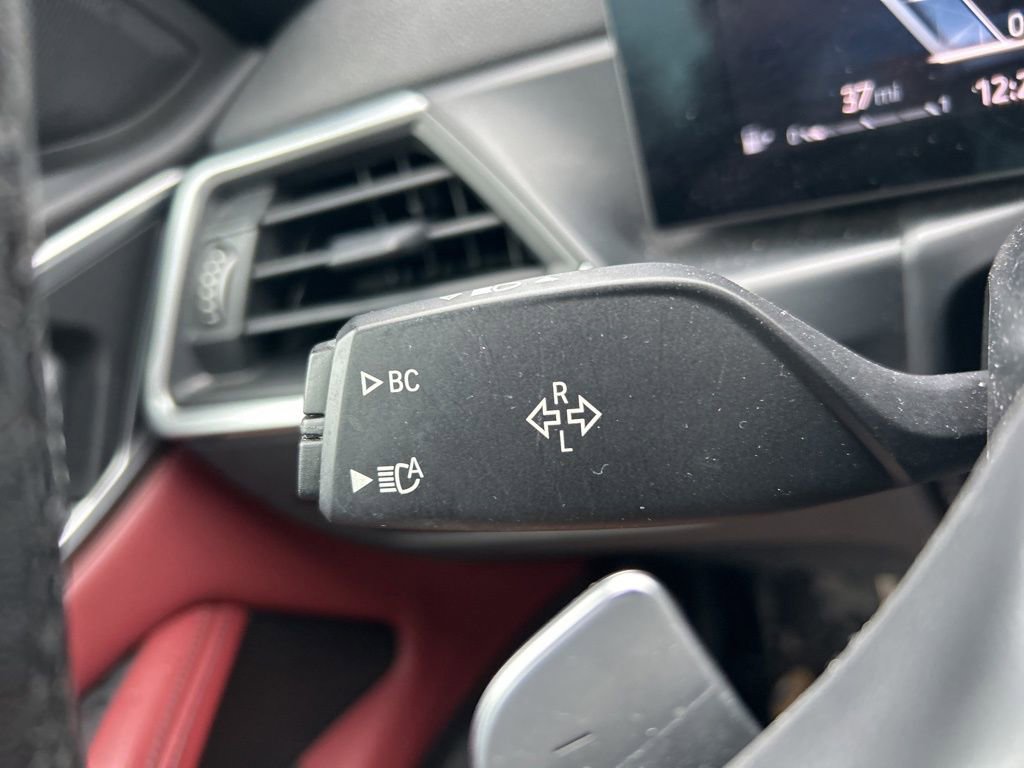 Used 2024 BMW 430i Convertible image 20