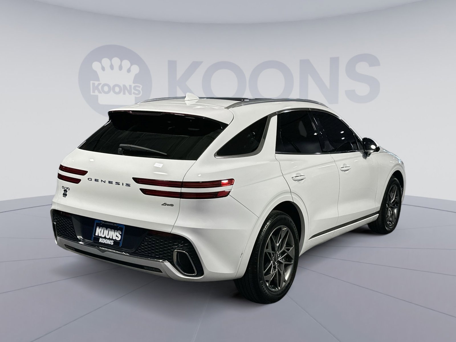 Used 2024 Genesis GV70 2.5T w/ Advanced Package image 7