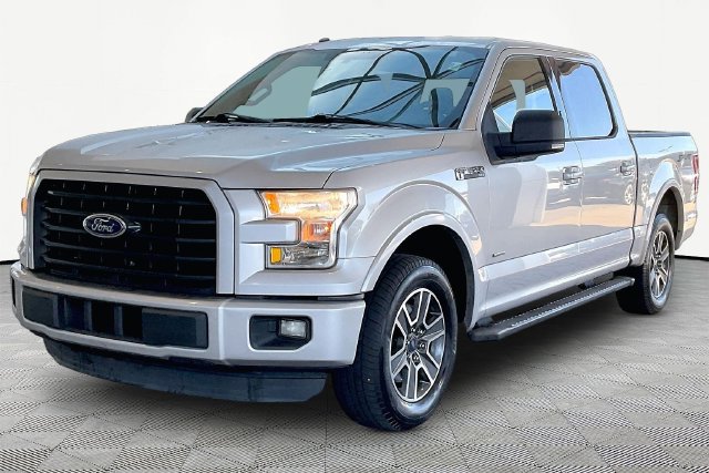 Used 2016 Ford F150 XLT w/ Equipment Group 302A Luxury RWD image 3