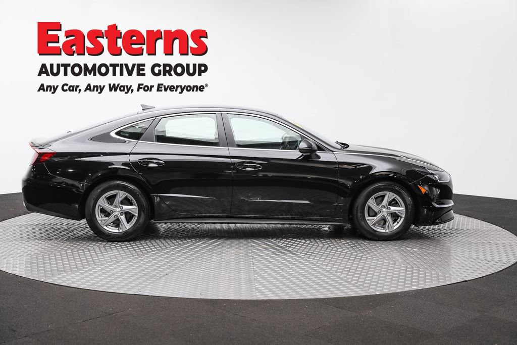 Used 2023 Hyundai Sonata SE image 4