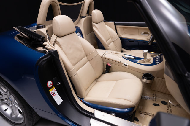 Used 2001 BMW Z8 RWD image 11