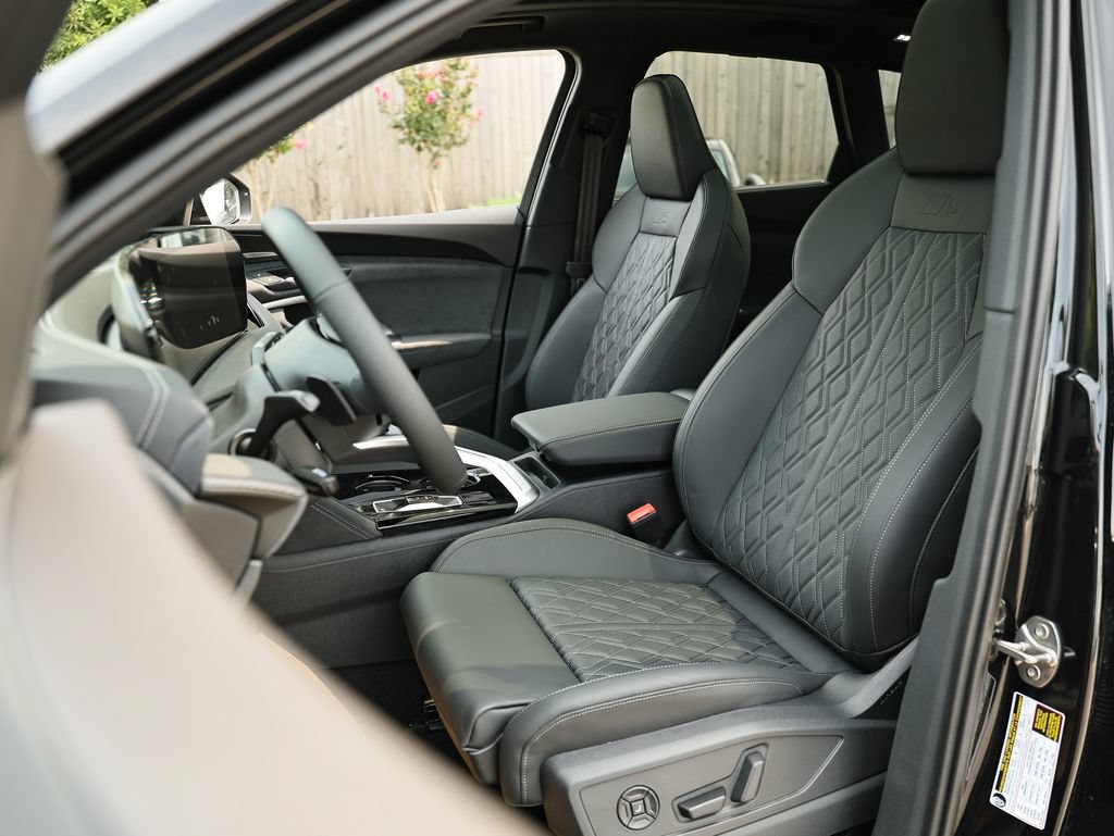 New 2026 Audi SQ5 Prestige AWD/4WD image 19