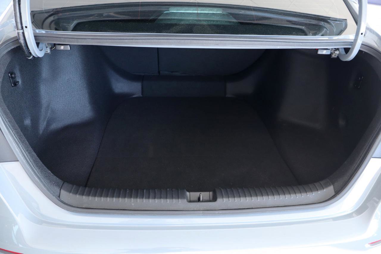 Used 2025 Honda Accord Sport image 35