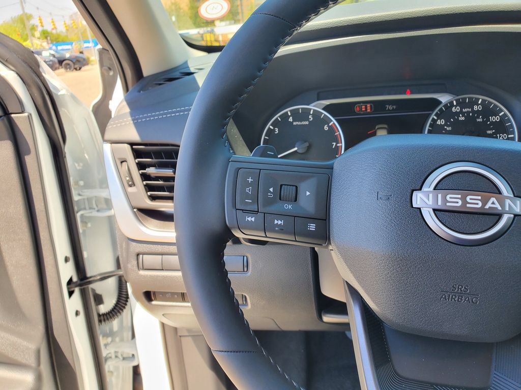 New 2026 Nissan Rogue SV AWD/4WD image 20