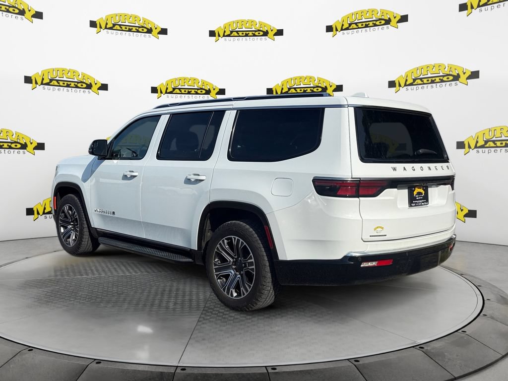 Used 2023 Jeep Wagoneer 4WD w/ Premium Group I image 3