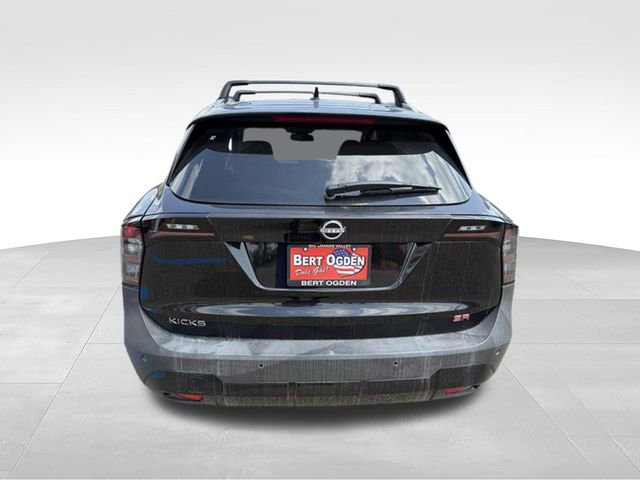 New 2026 Nissan Kicks SR w/ Cold Weather Package FWD image 6