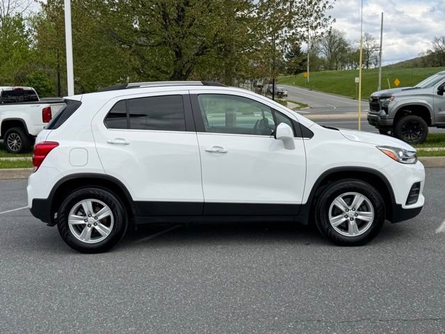 Certified 2020 Chevrolet Trax LT w/ Driver Confidence Package AWD/4WD image 14