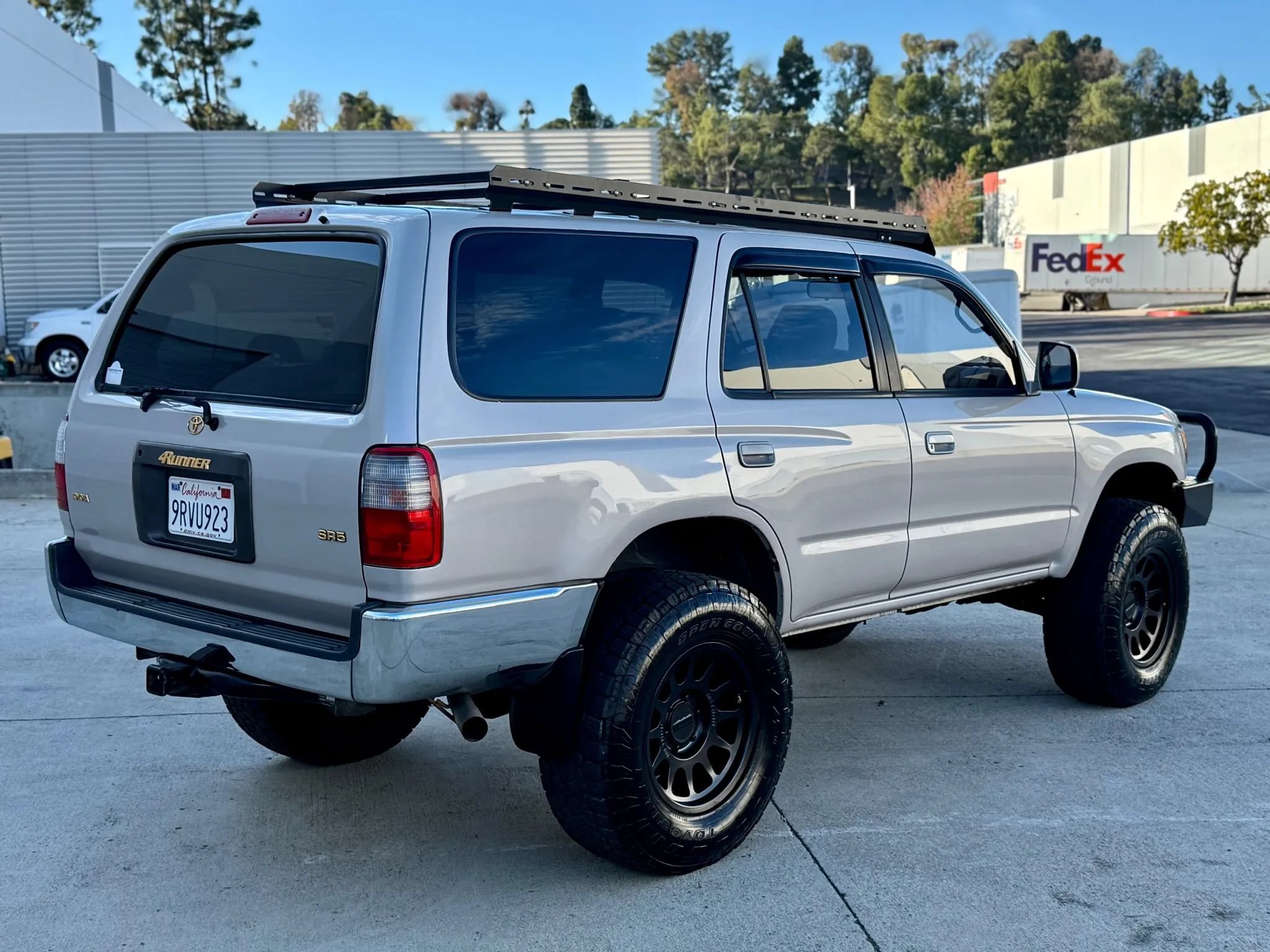 Used 1997 Toyota 4Runner SR5 AWD/4WD image 11