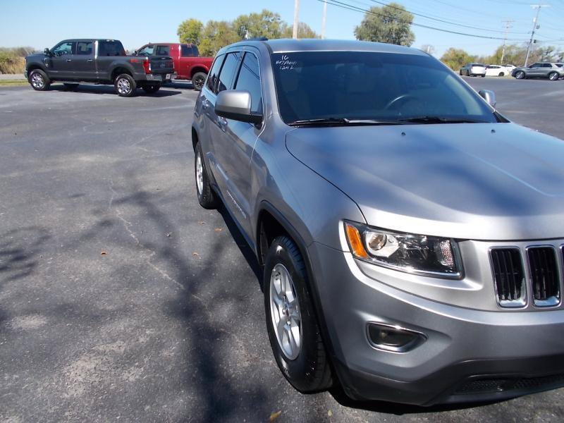 Used 2016 Jeep Grand Cherokee Laredo RWD image 10