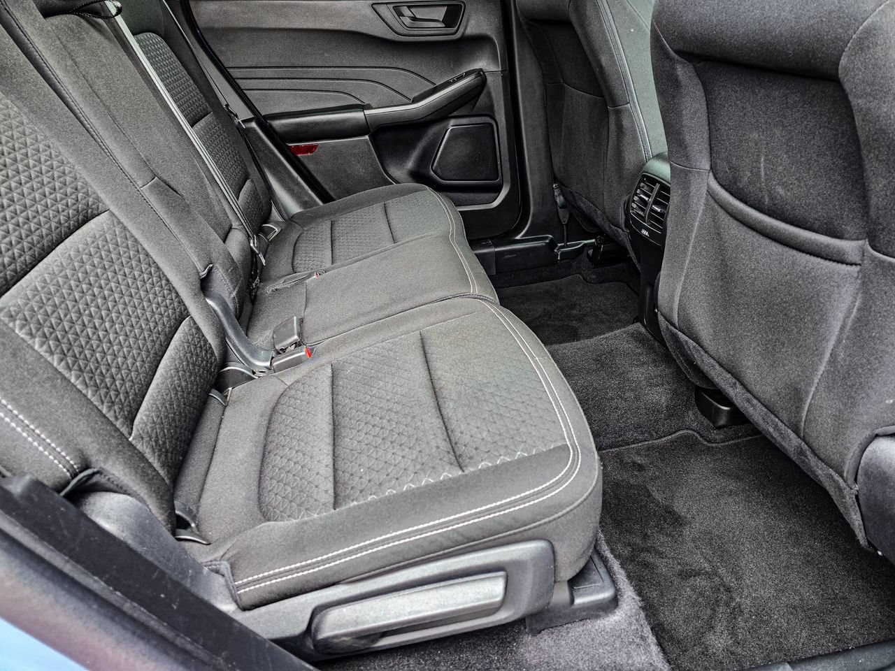 Used 2025 Ford Escape Active w/ Tech Pack #1 AWD/4WD image 35