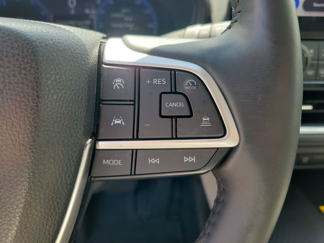 Used 2024 Toyota Grand Highlander AWD image 22