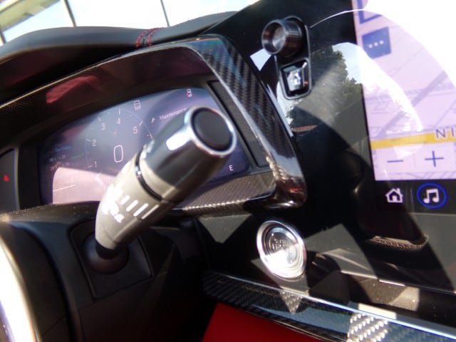 Used 2022 Chevrolet Corvette Stingray Premium Conv w/ Z51 Performance Package RWD image 16