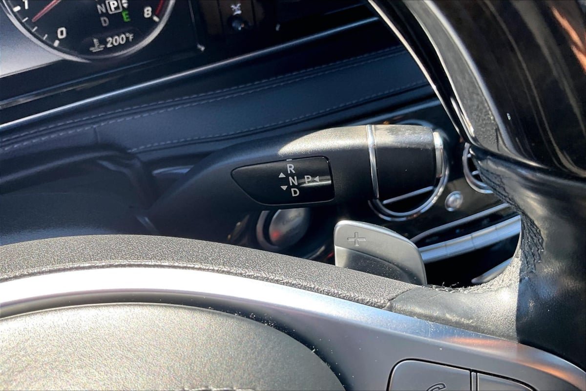 Used 2015 Mercedes-Benz S 550 Sedan image 15