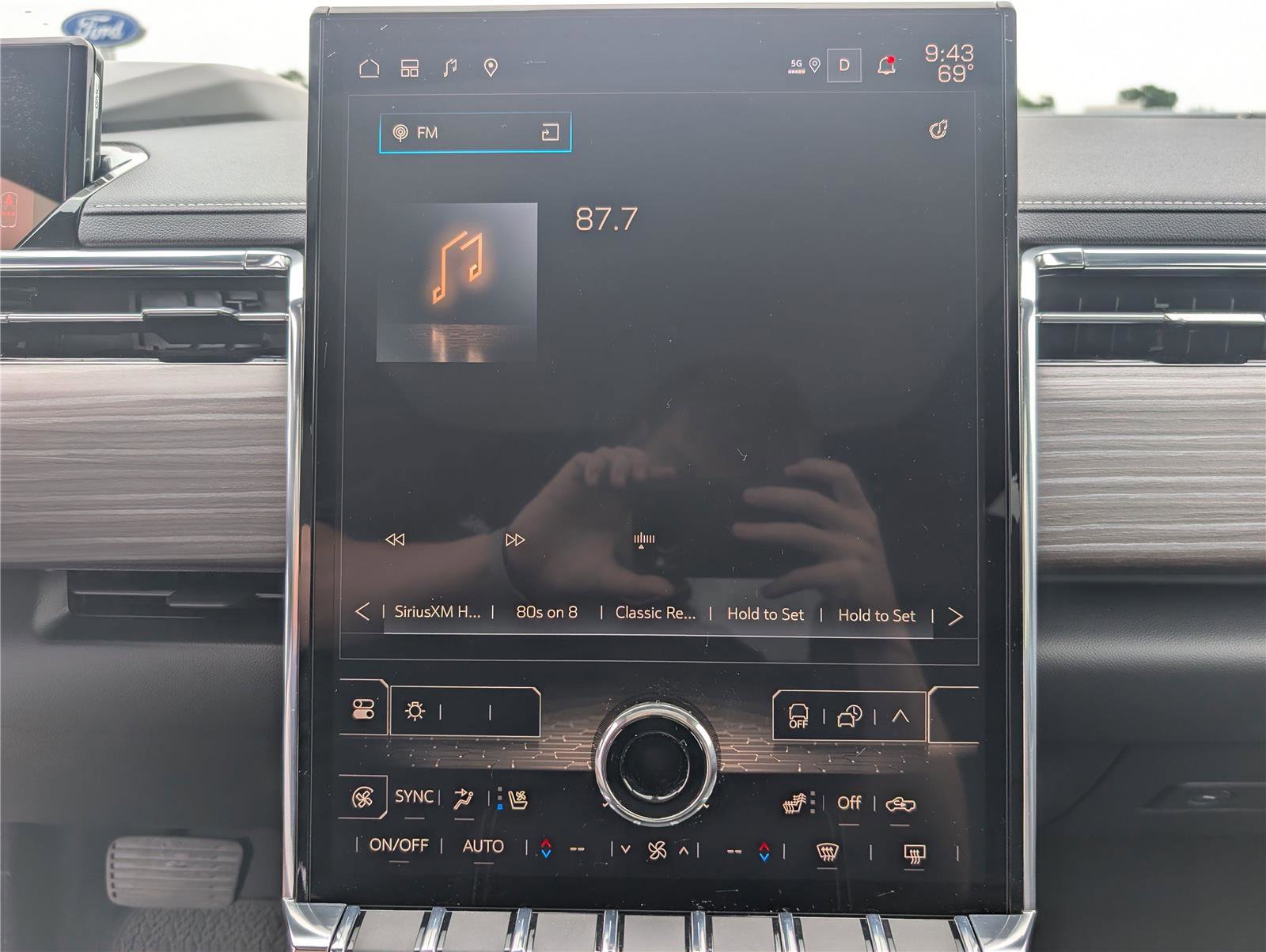 New 2025 GMC Sierra EV Denali image 17