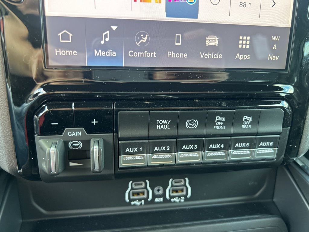 New 2026 RAM 2500 Laramie image 31