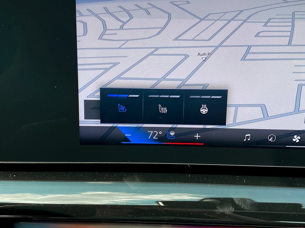 New 2027 BMW 530i xDrive w/ Premium Package AWD/4WD image 19