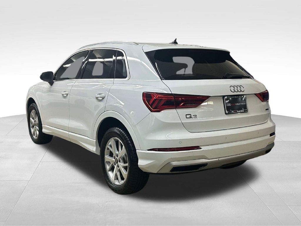 Used 2023 Audi Q3 2.0T Premium w/ Convenience Package AWD/4WD image 6