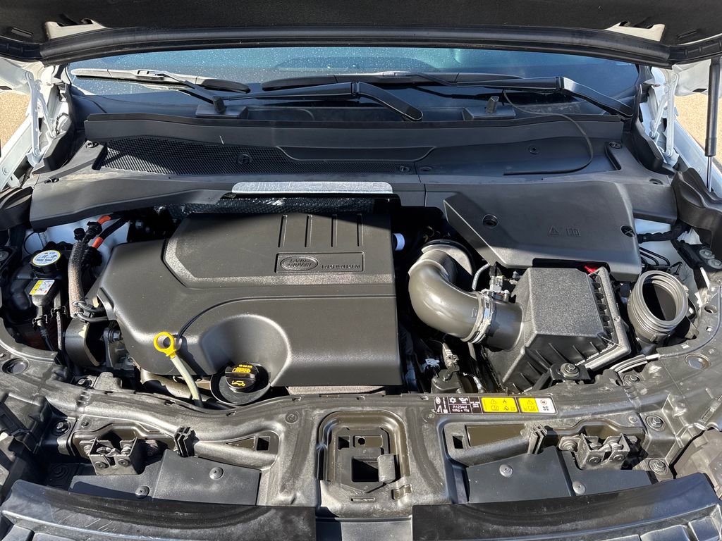 Used 2020 Land Rover Discovery Sport SE R-Dynamic image 22