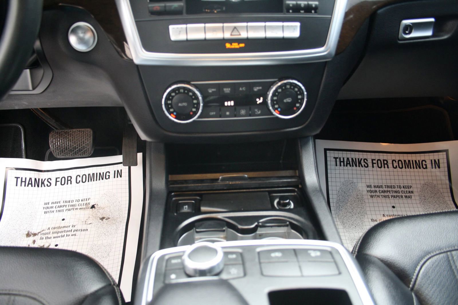 Used 2015 Mercedes-Benz GL 450 4MATIC image 26