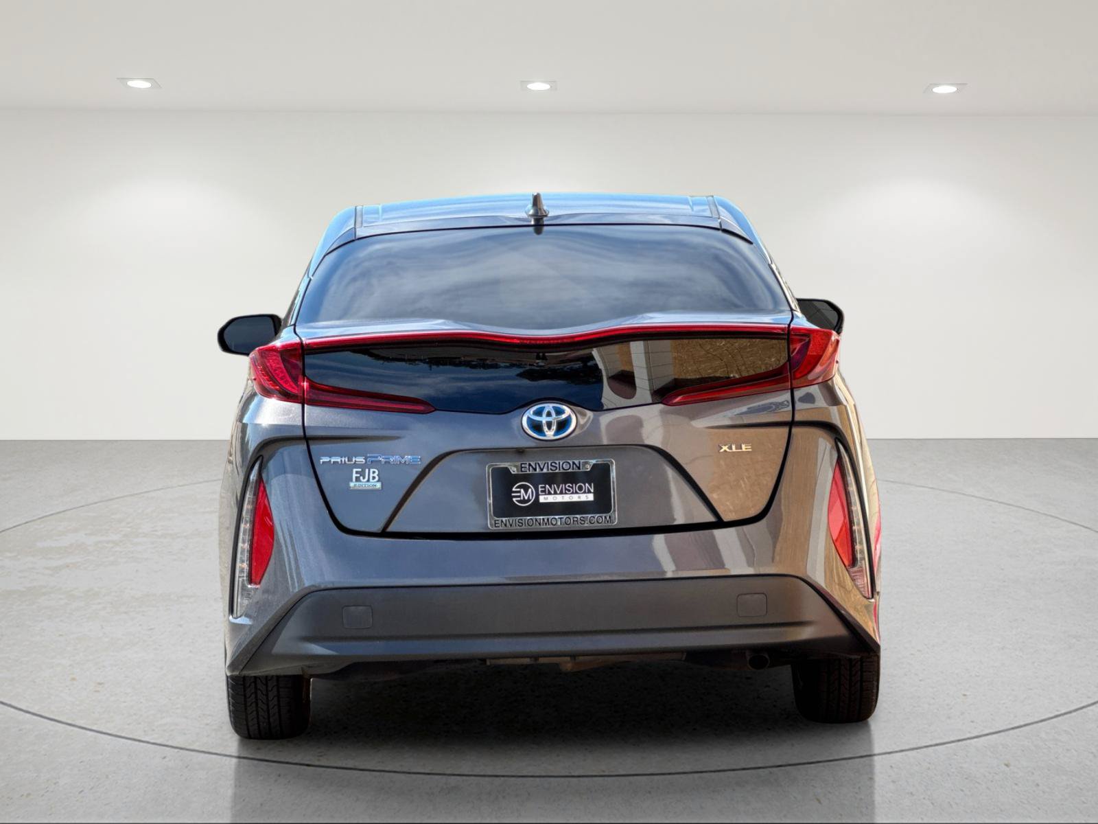 Used 2022 Toyota Prius Prime XLE FWD image 5