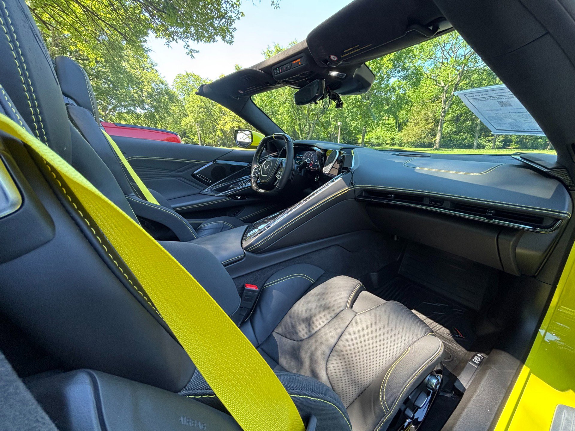 Used 2024 Chevrolet Corvette Z06 RWD image 36