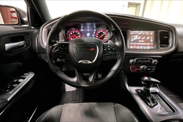 Used 2022 Dodge Charger R/T w/ Plus Group RWD image 5