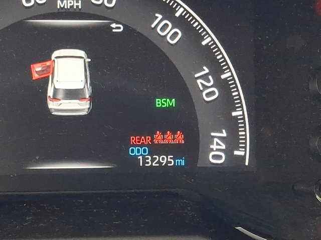 Used 2023 Toyota RAV4 LE FWD image 22