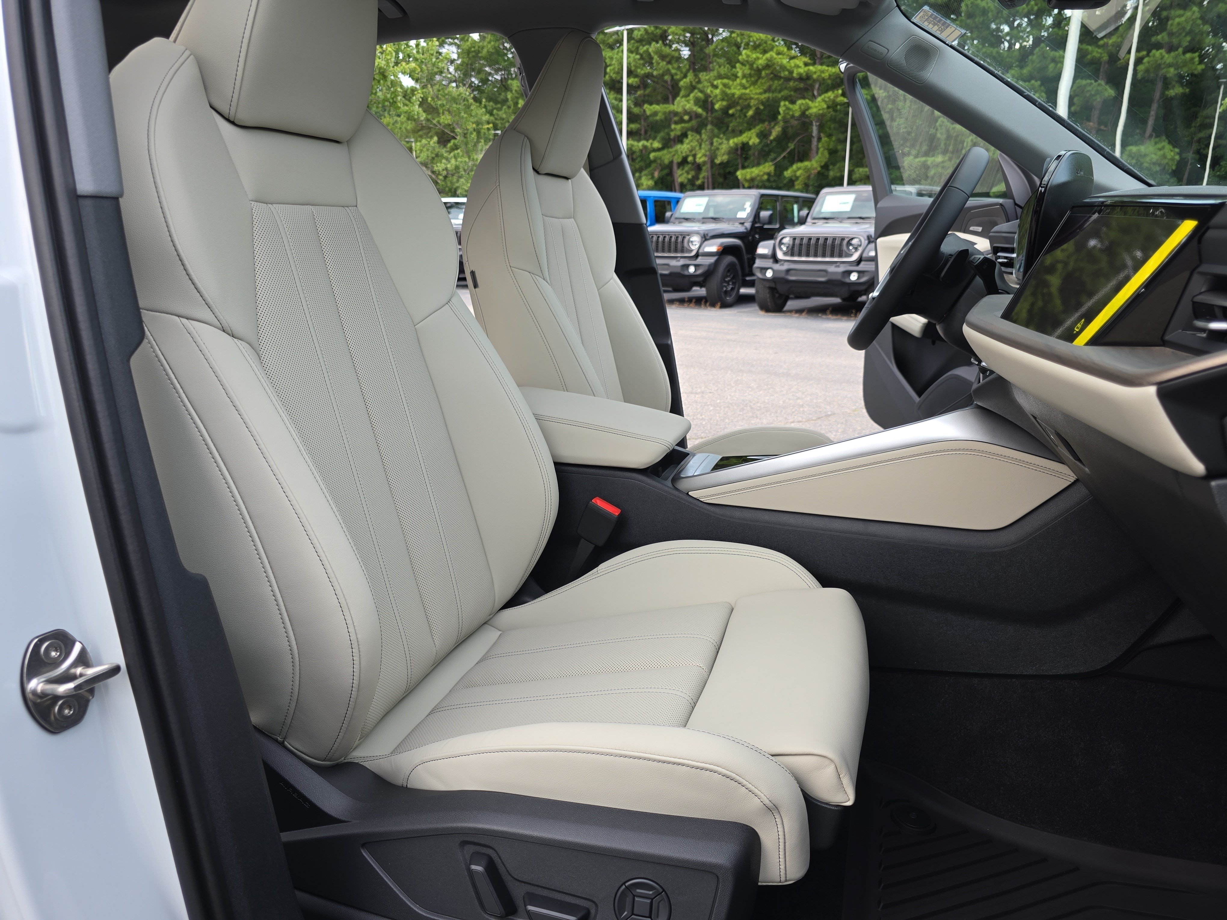 New 2026 Audi Q5 Premium Plus AWD/4WD image 10