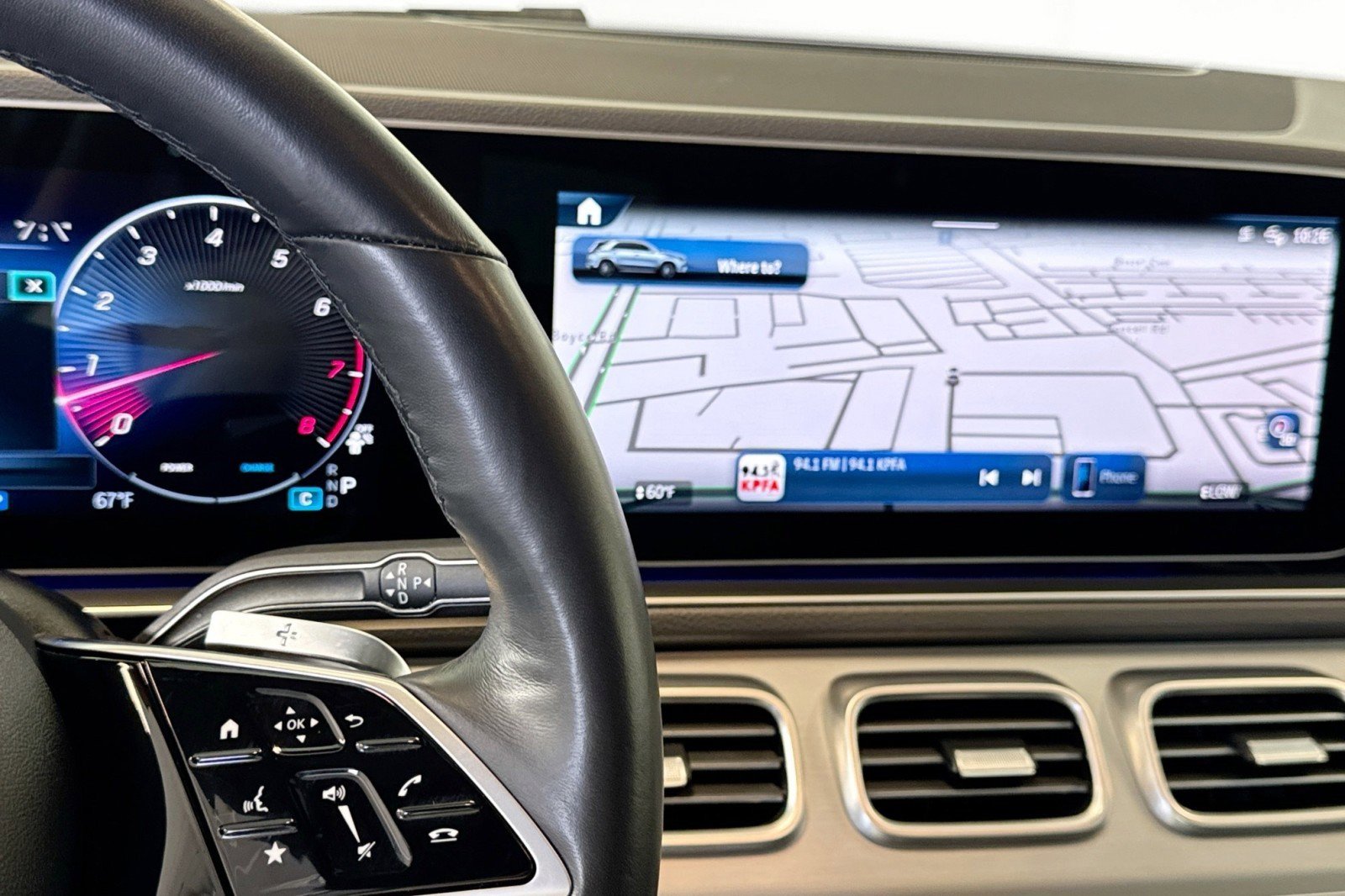 Used 2025 Mercedes-Benz GLE 350 4MATIC image 16