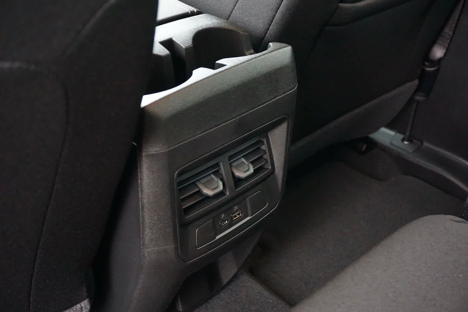 New 2026 GMC Canyon Elevation w/ Convenience Package RWD image 30