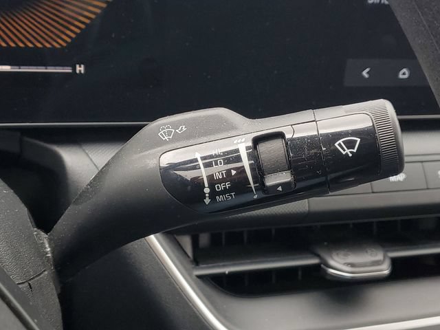 Used 2025 Kia K4 FWD image 18