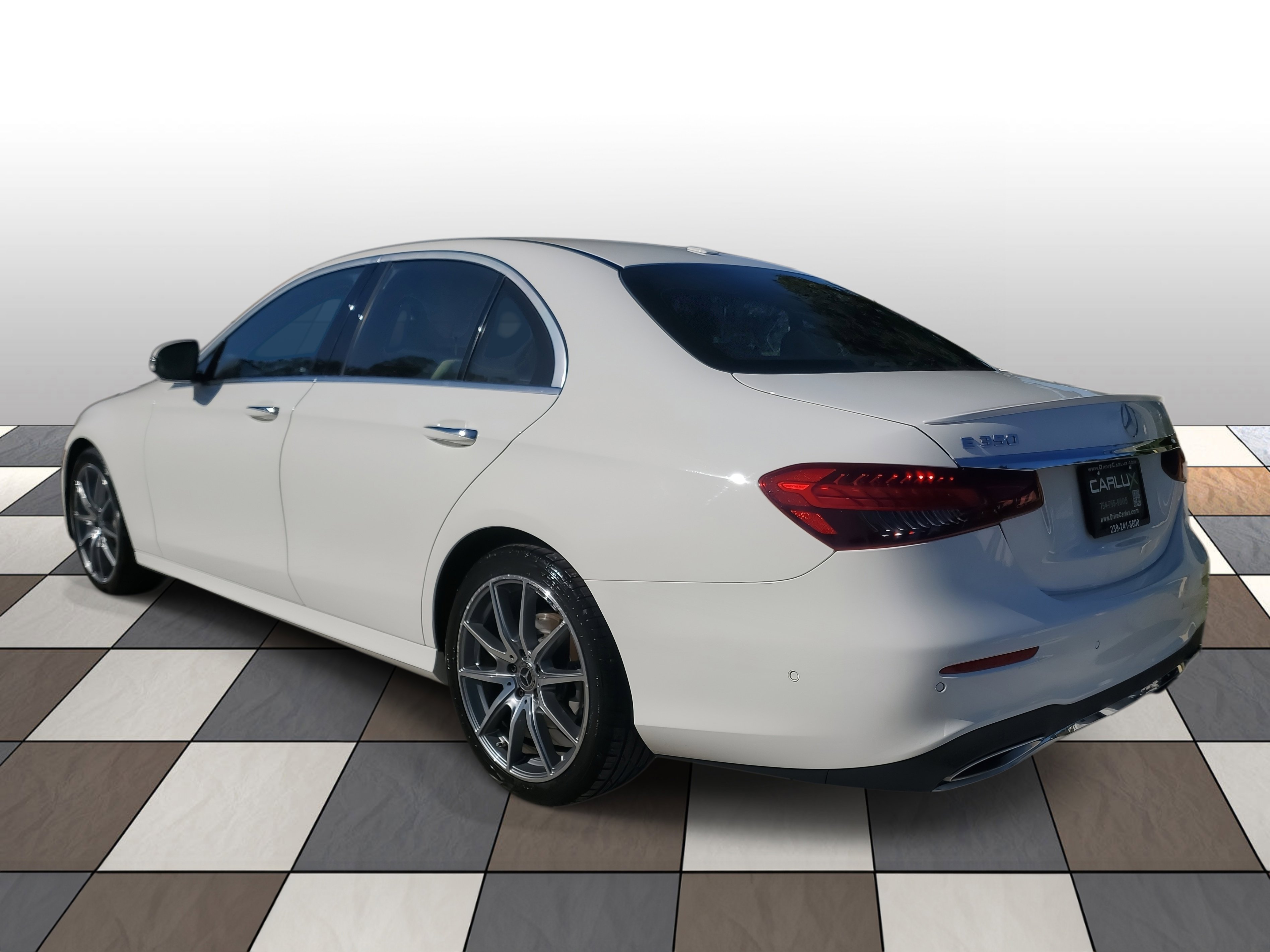 Used 2022 Mercedes-Benz E 350 Sedan image 6