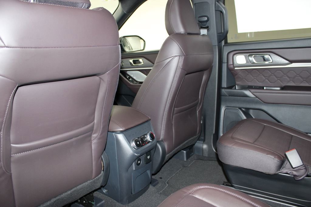 New 2026 Ford Explorer Platinum AWD/4WD image 28