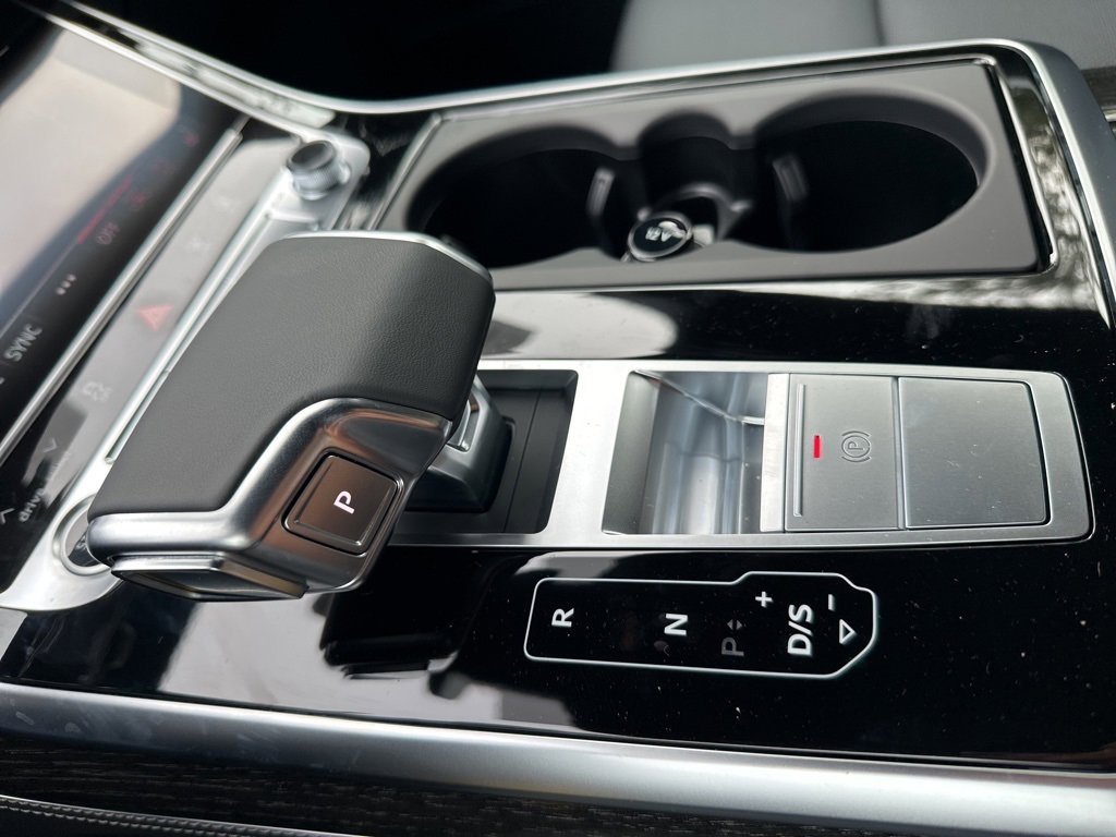 New 2026 Audi Q8 Premium Plus image 24