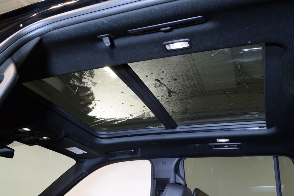 Used 2023 GMC Yukon Denali image 41