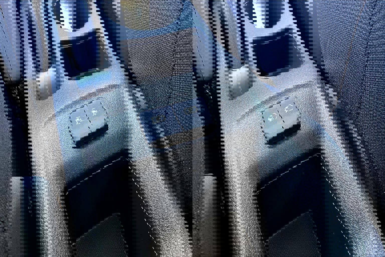 New 2025 Nissan Versa S w/ Trunk Package image 20