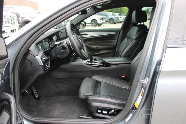 Used 2018 BMW M550i xDrive AWD/4WD image 15