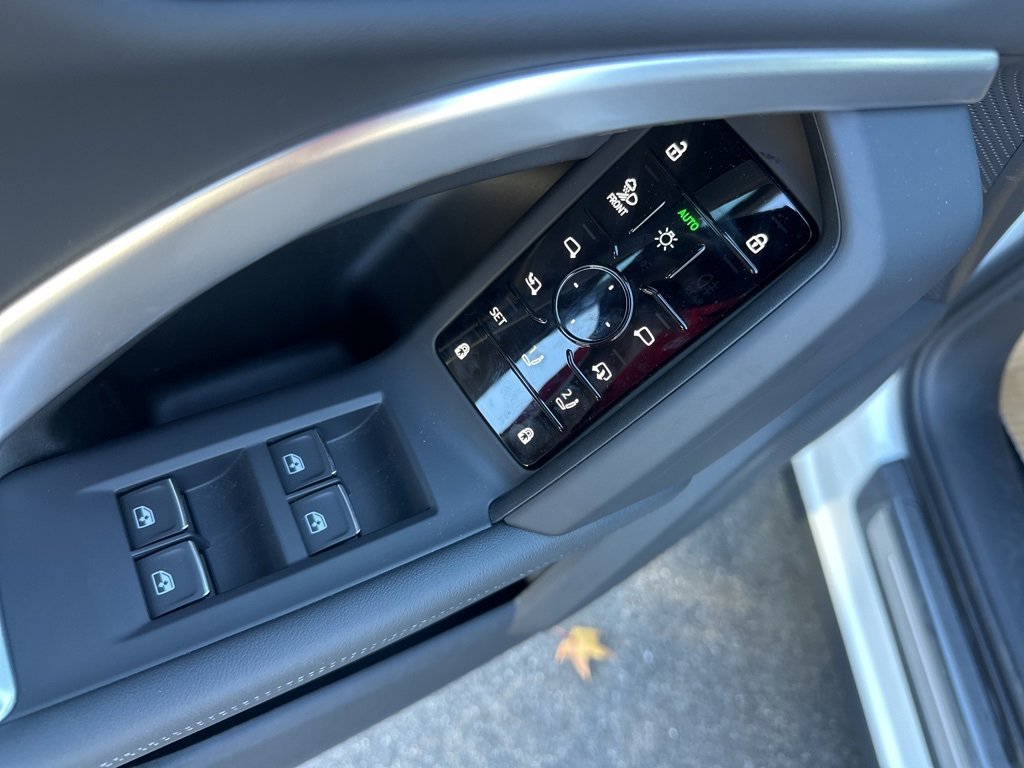 New 2025 Audi Q5 Premium Plus image 12