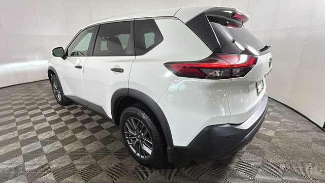 Used 2021 Nissan Rogue S FWD image 5