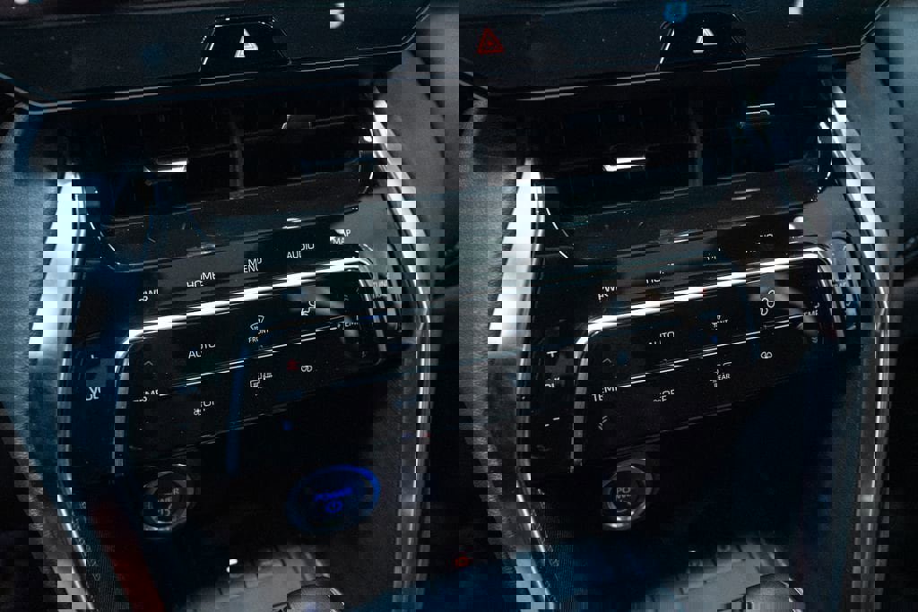 Used 2021 Toyota Venza Limited w/ Advanced Technology Package AWD/4WD image 28