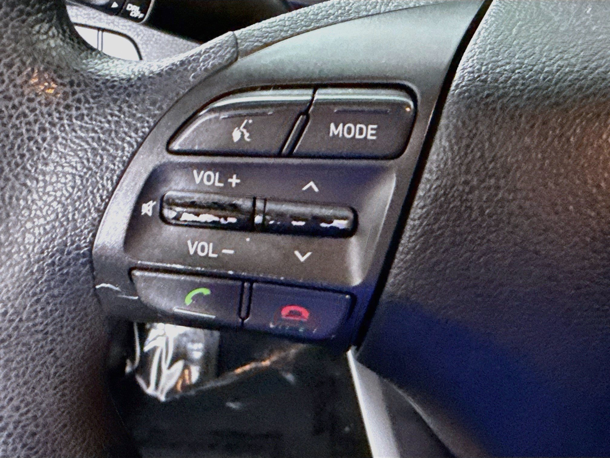 Used 2018 Hyundai Elantra GT FWD image 14