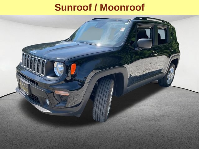 Used 2023 Jeep Renegade Latitude w/ Sun/Sound Group AWD/4WD image 5