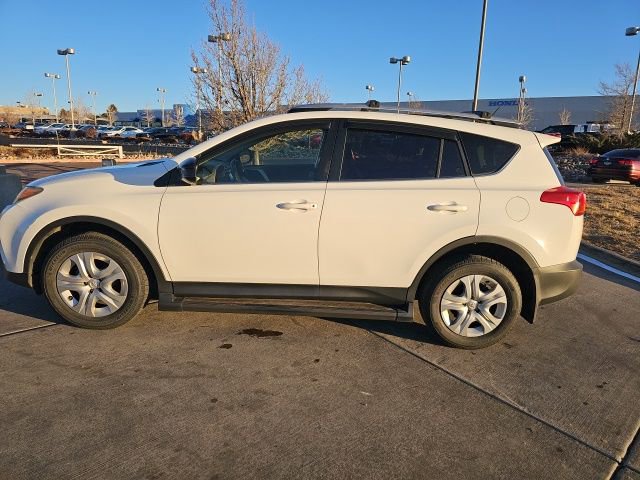Used 2015 Toyota RAV4 LE image 18