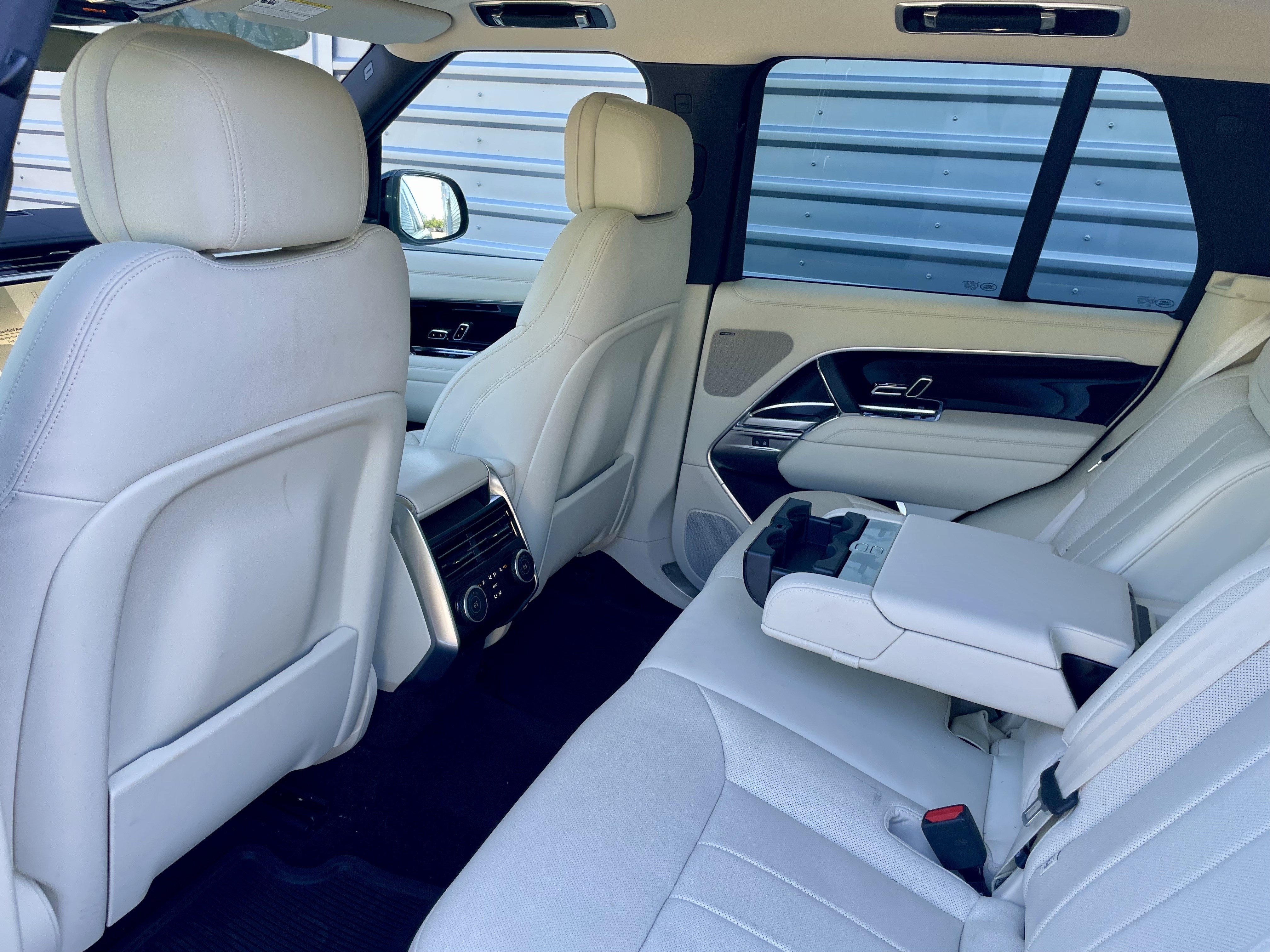 Used 2023 Land Rover Range Rover SE AWD/4WD image 30