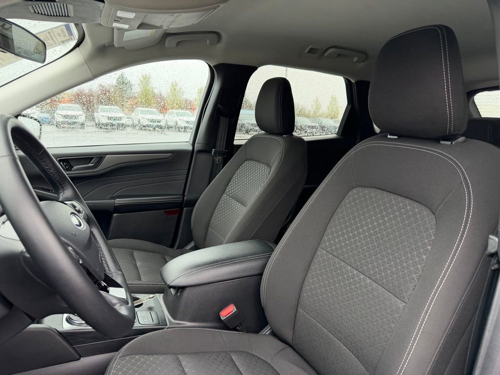 Used 2024 Ford Escape Active image 15