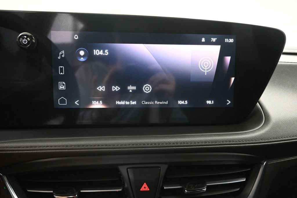 Used 2025 Buick Encore GX Sport Touring FWD image 13