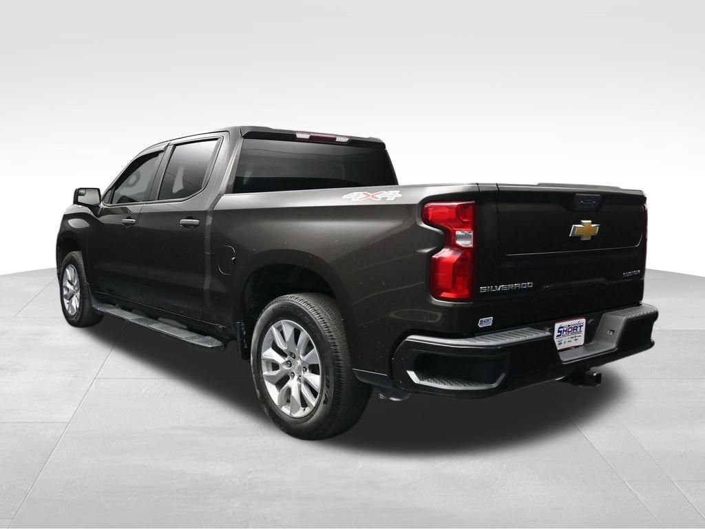 Used 2021 Chevrolet Silverado 1500 Custom w/ Safety Confidence Package AWD/4WD image 3